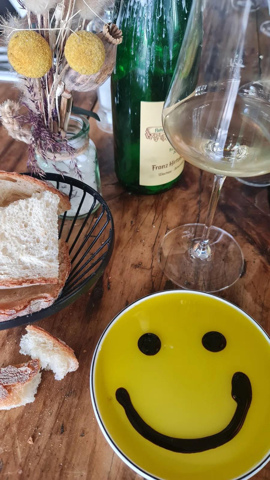 Speisekarte und Wein